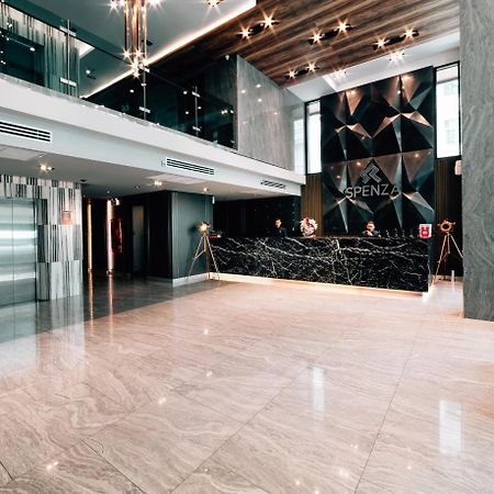 Spenza Hotel Бангкок Екстер'єр фото