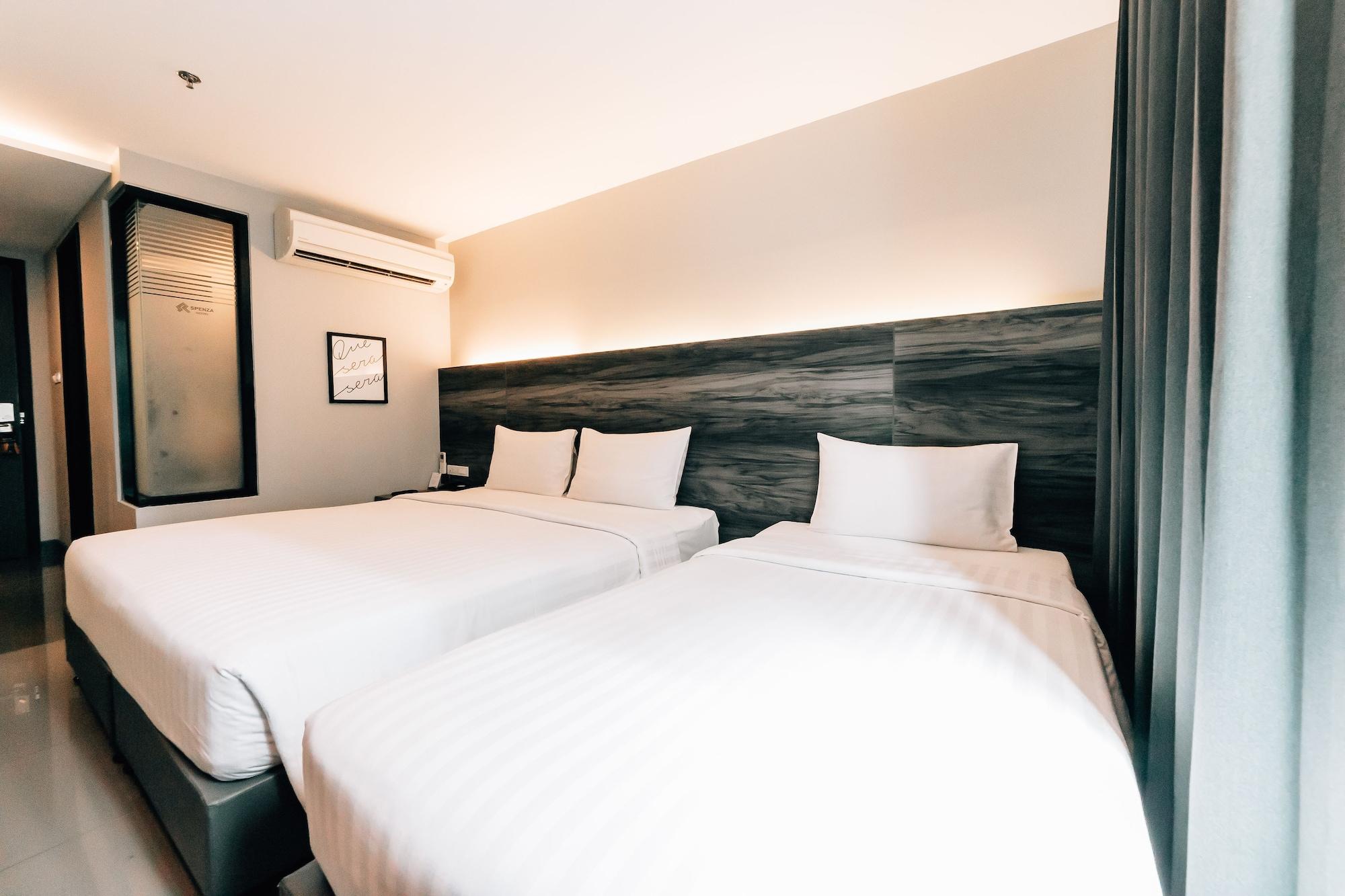 Spenza Hotel Бангкок Екстер'єр фото