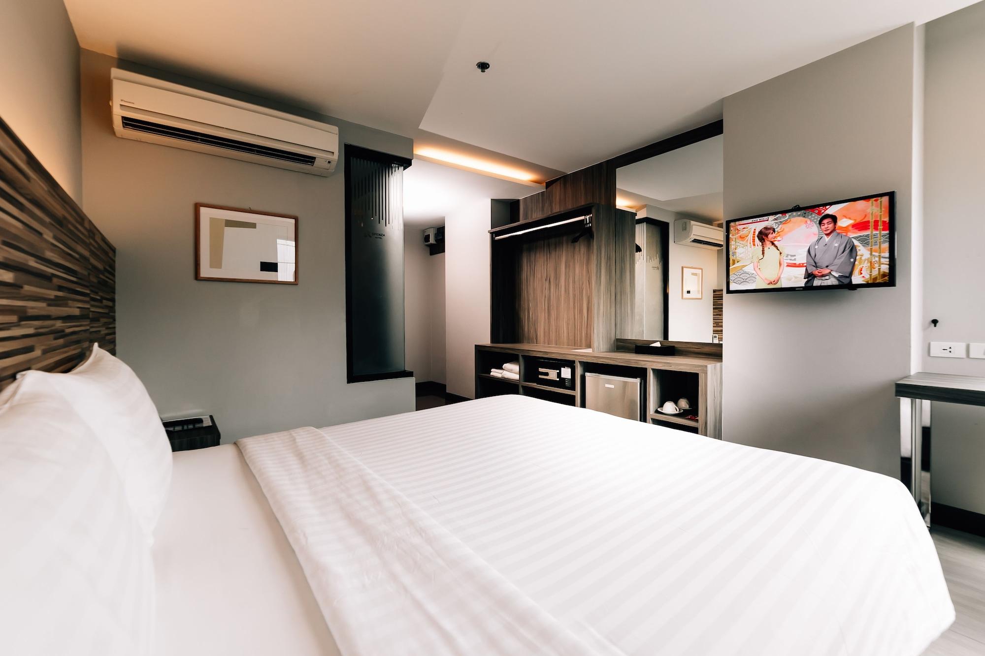 Spenza Hotel Бангкок Екстер'єр фото
