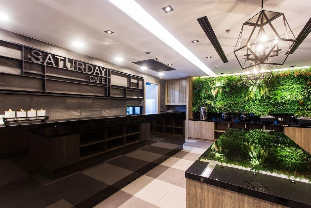Spenza Hotel Бангкок Екстер'єр фото