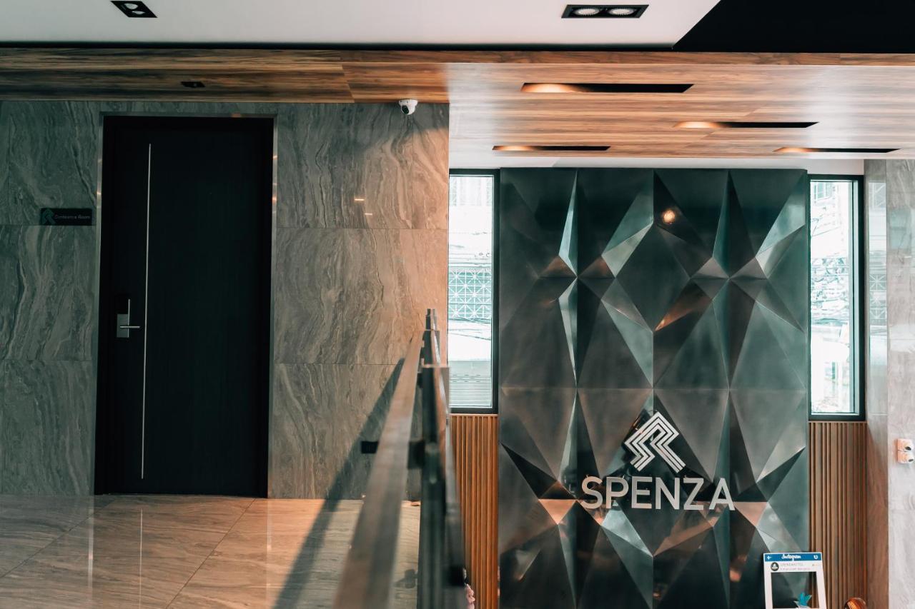 Spenza Hotel Бангкок Екстер'єр фото